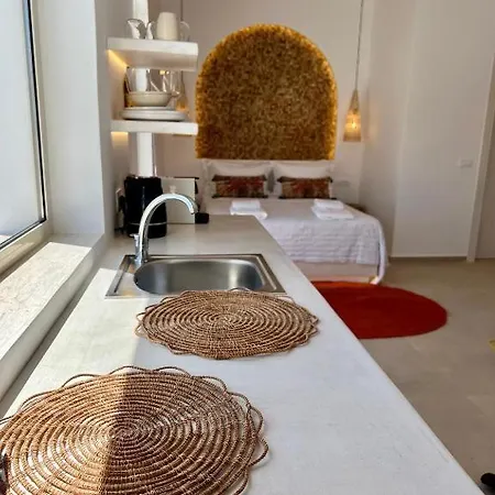 Lejlighedshotel Thealos Santorini *